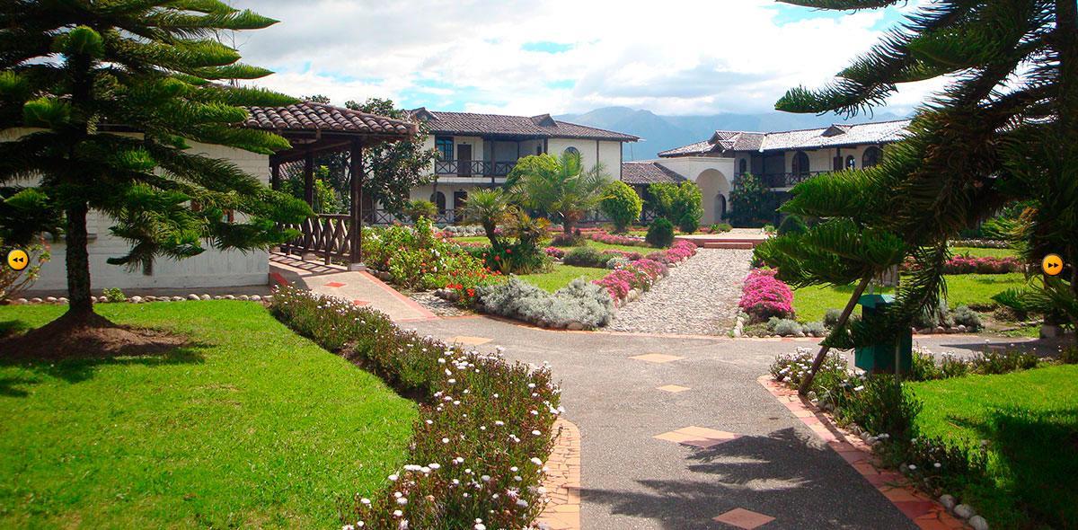 Hosteria Hacienda Pueblo Viejo Atuntaqui Bagian luar foto