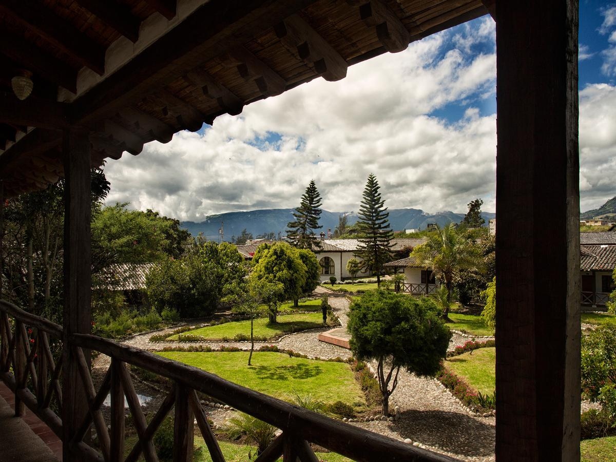 Hosteria Hacienda Pueblo Viejo Atuntaqui Bagian luar foto